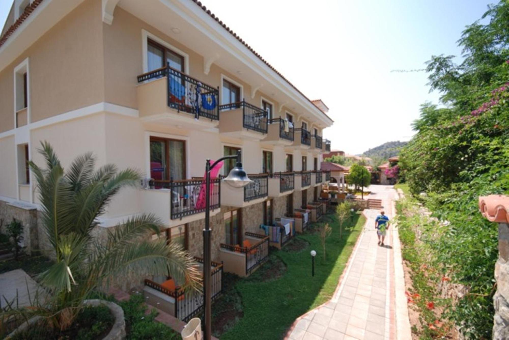 Perdikia Beach Hotel Oludeniz Exterior photo