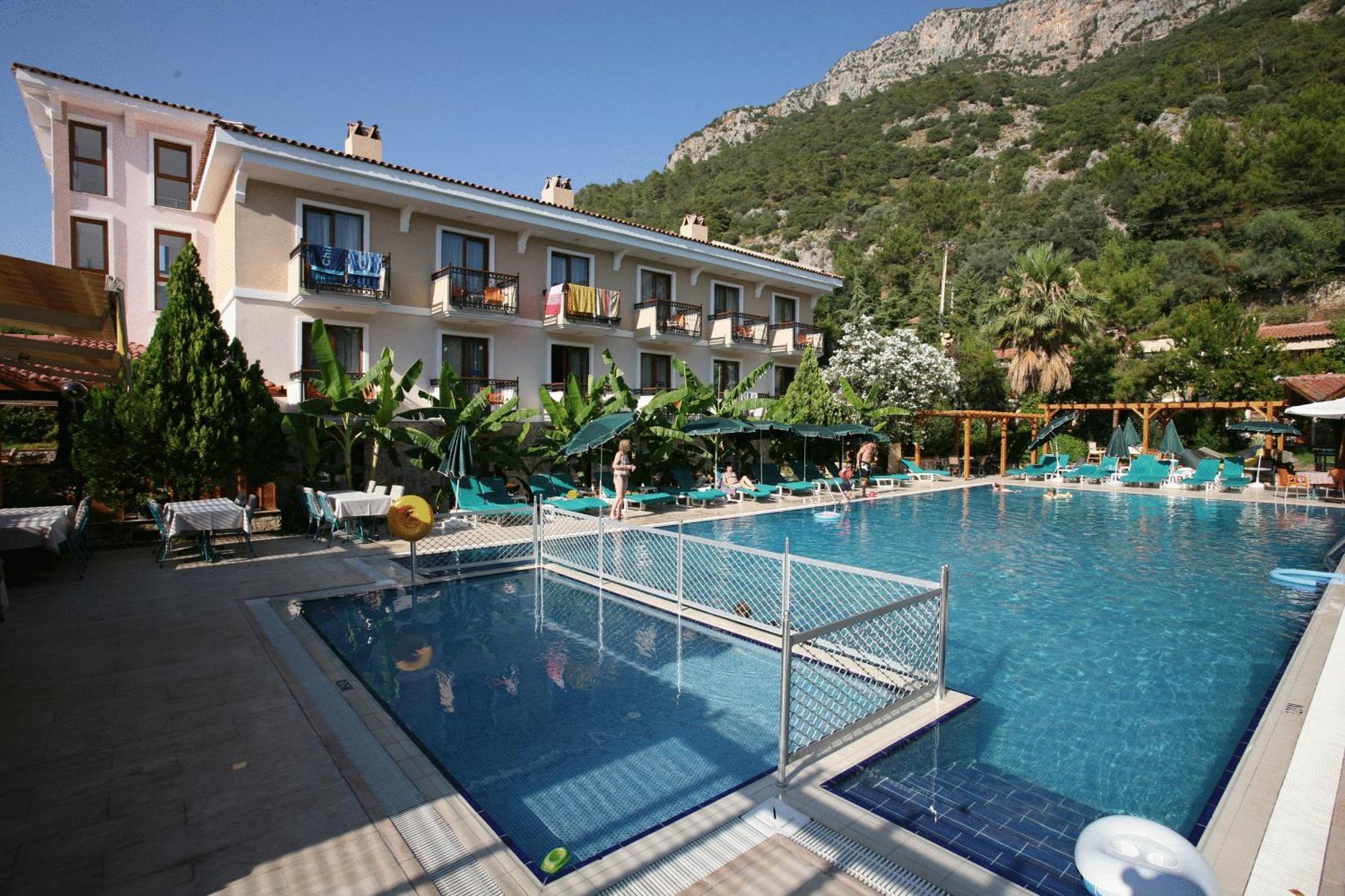 Perdikia Beach Hotel Oludeniz Exterior photo