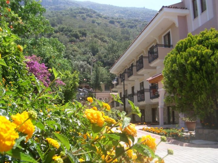 Perdikia Beach Hotel Oludeniz Exterior photo