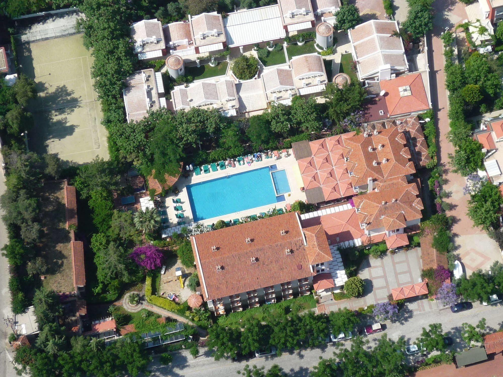 Perdikia Beach Hotel Oludeniz Exterior photo