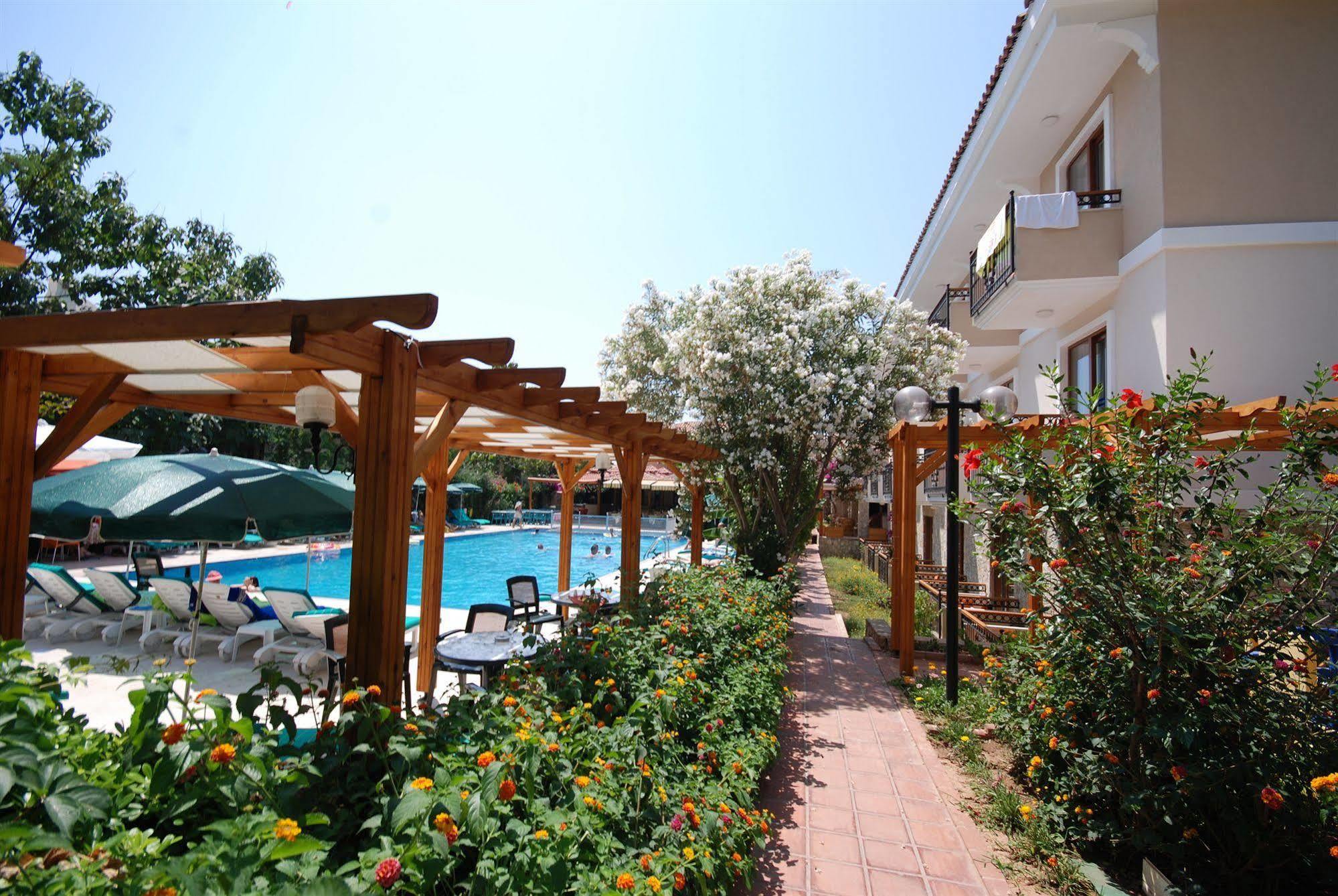 Perdikia Beach Hotel Oludeniz Exterior photo