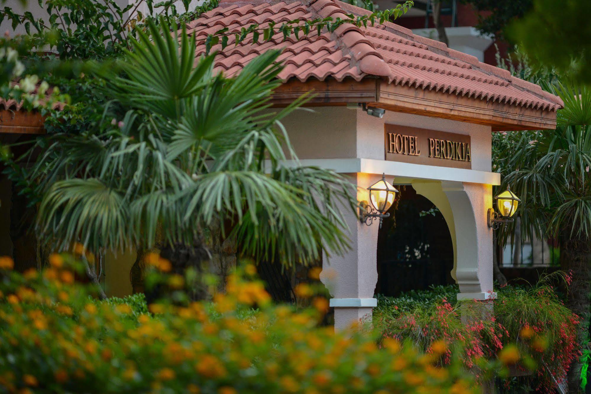 Perdikia Beach Hotel Oludeniz Exterior photo